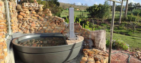 The Riverstone - Romantic Hideaway by the River - loadshedding free!